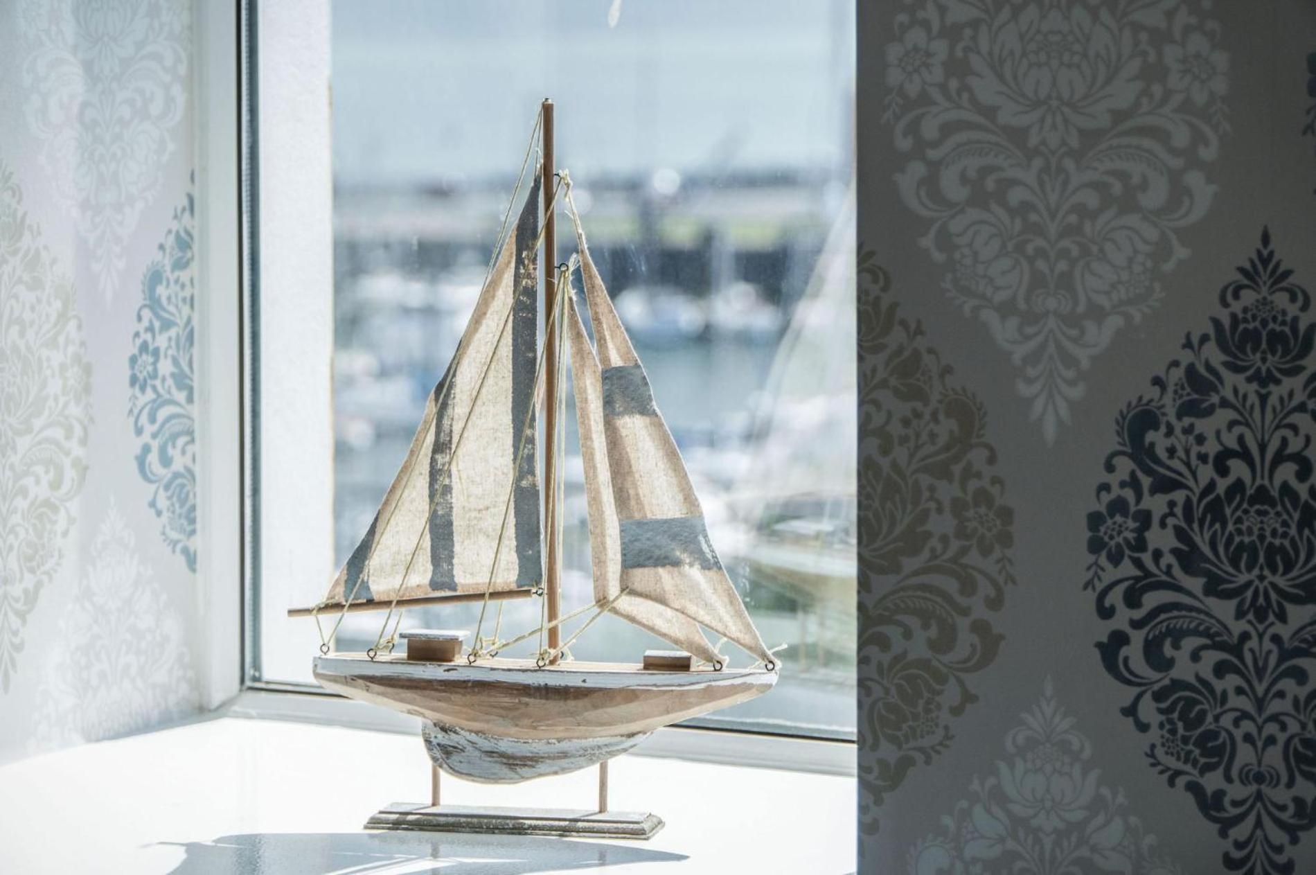 Harbour View - 2 Bedroom Apartment - Milford Haven Luaran gambar