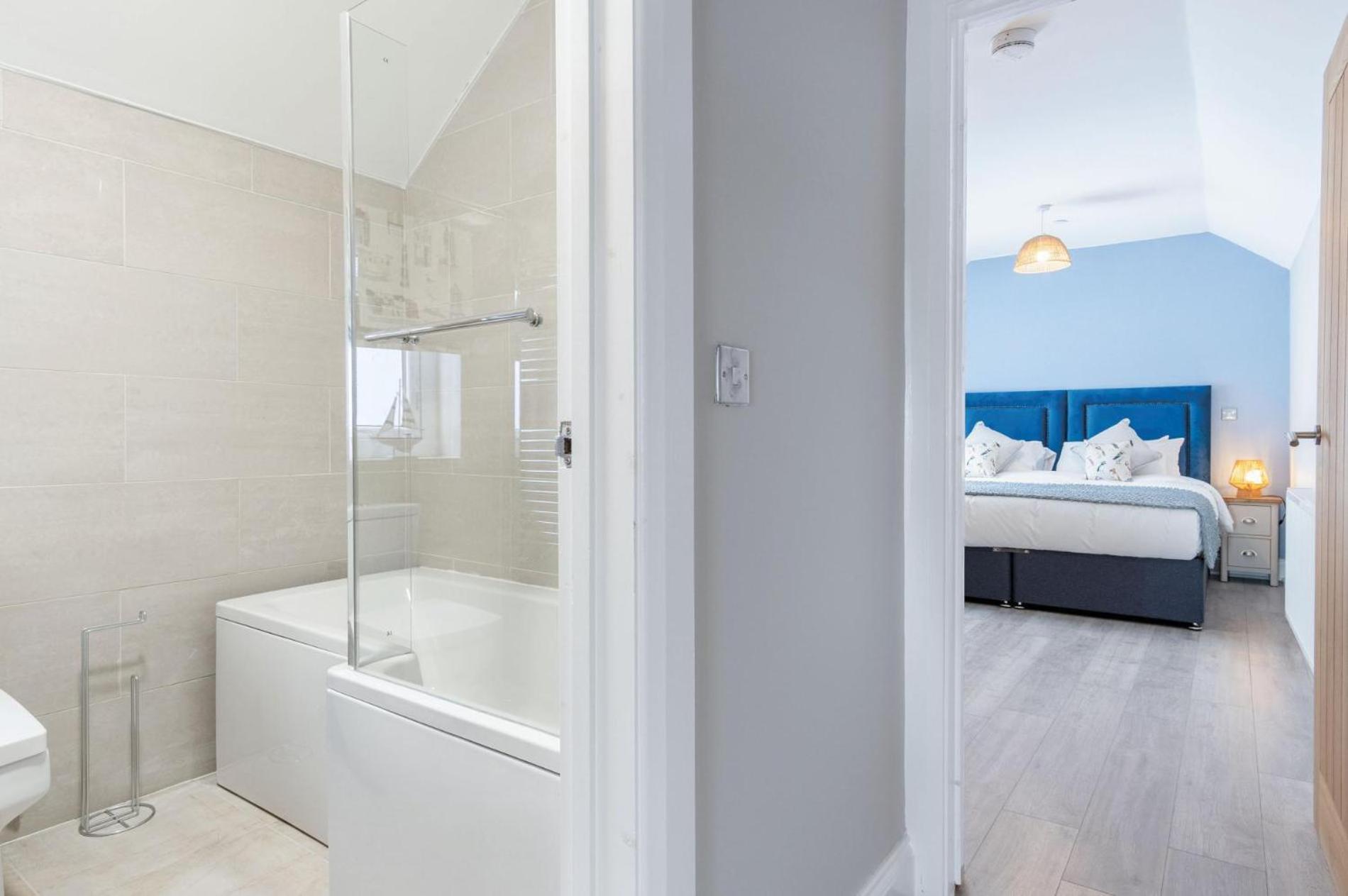 Harbour View - 2 Bedroom Apartment - Milford Haven Luaran gambar