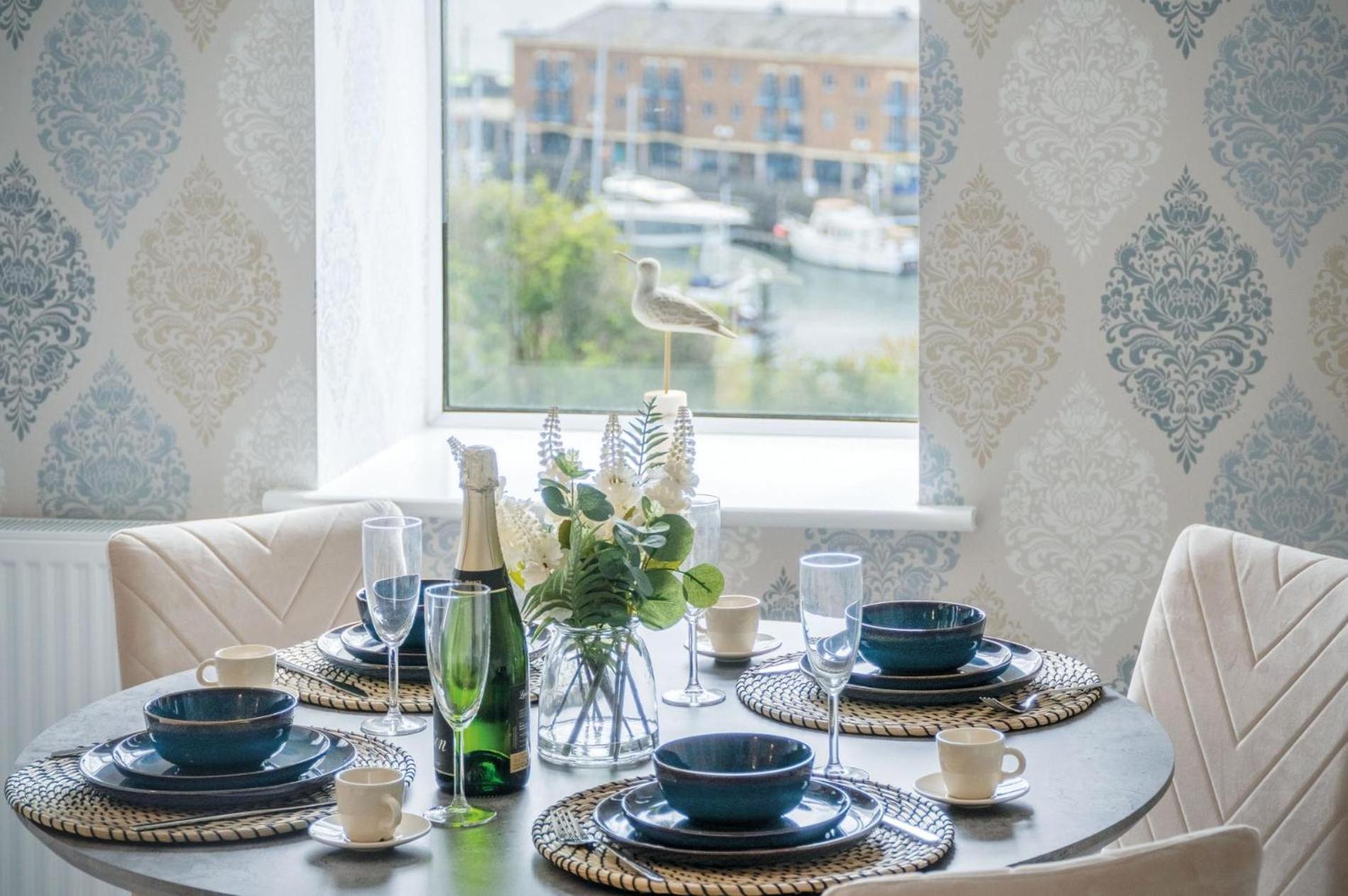 Harbour View - 2 Bedroom Apartment - Milford Haven Luaran gambar